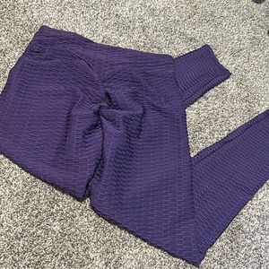 Scrunch butt leggings